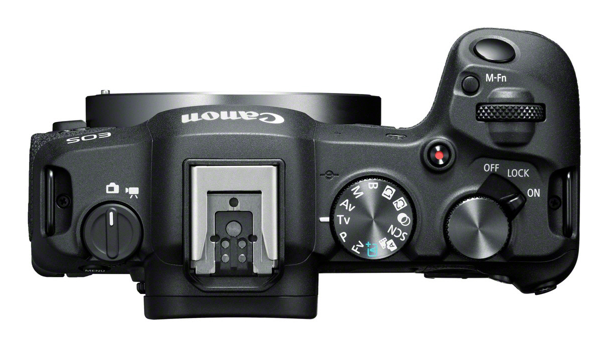 CANON EOS R8 + RF 24-50/4,5-6,3 IS STM